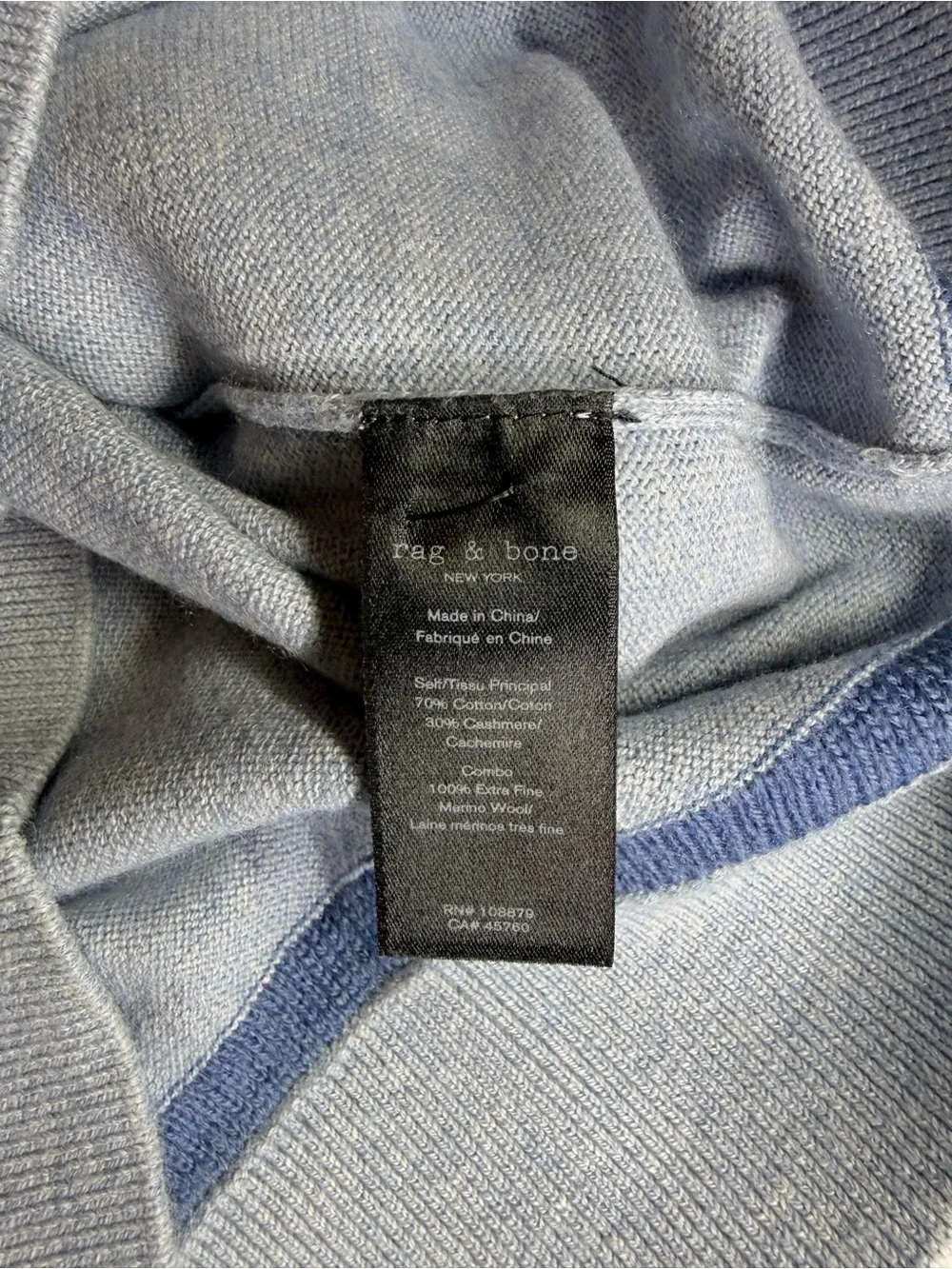 rag & bone Men's Light Gray Crewneck Sweater with Navy Trim